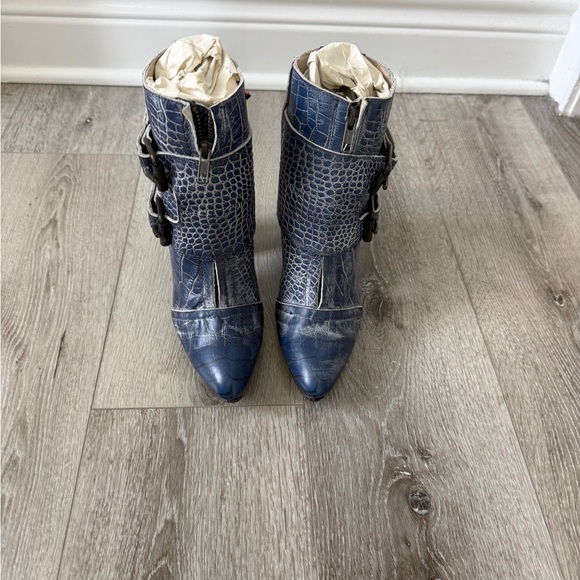 Freebird by Steven Shoes - Freebird by Steven by Joey Navy Croc-Pointed Toe Buckle Ankle Boots Size 8